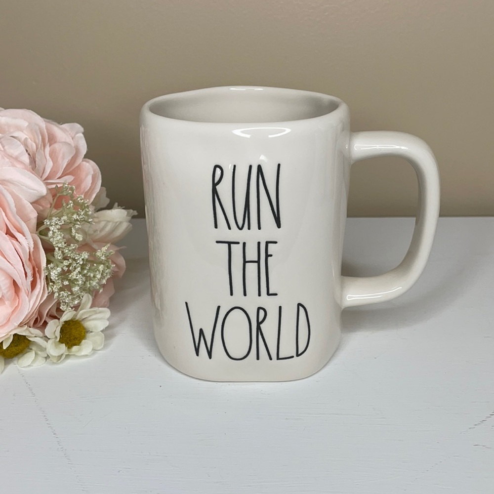 NWT Rae Dunn RUN THE WORLD Mug